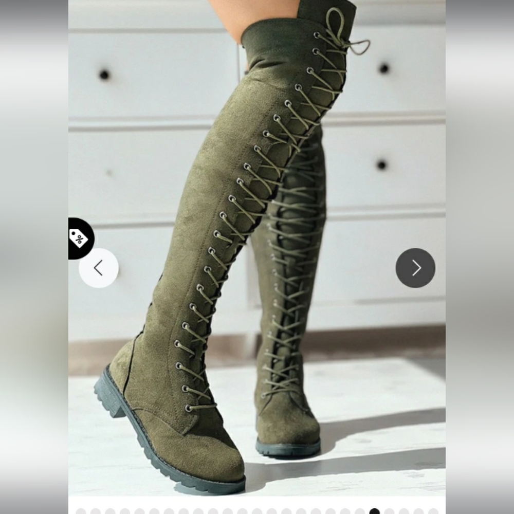 Gorgeous knee high fashion boots Sz-41 (9.5) Brown